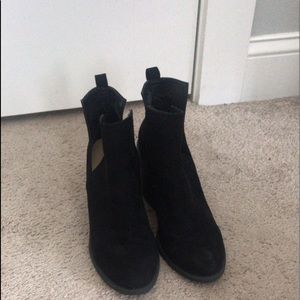 Black boots